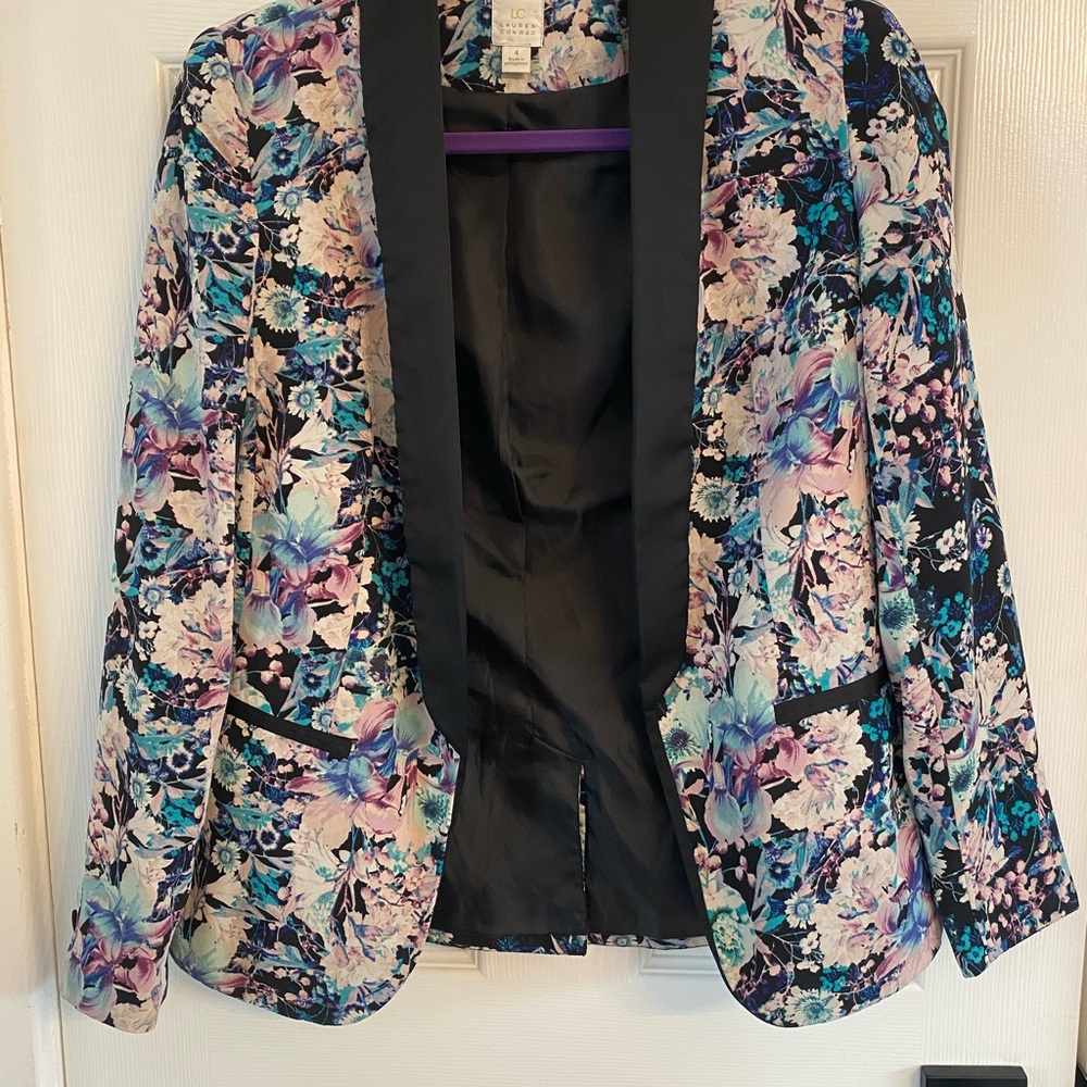 LC by Lauren Conrad Floral Women's Blazer with Black Trim- EUC